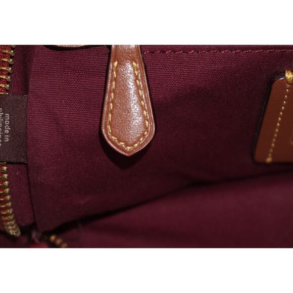 Coach 657 Carrie 23 Backpack Signature Colorblock Tan Red Apple Multi - Picture 7 of 14